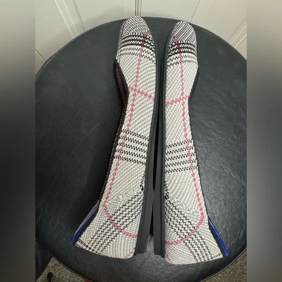 💖 Rothy’s NWOT The Flat Retired Round Toe Flats in Grey Glen Plaid Size 7 - Picture 7 of 9